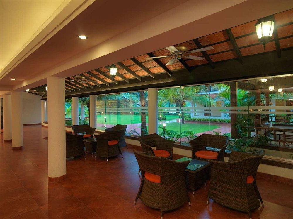 Doubletree By Hilton Hotel Goa - Arpora - Baga Interior photo