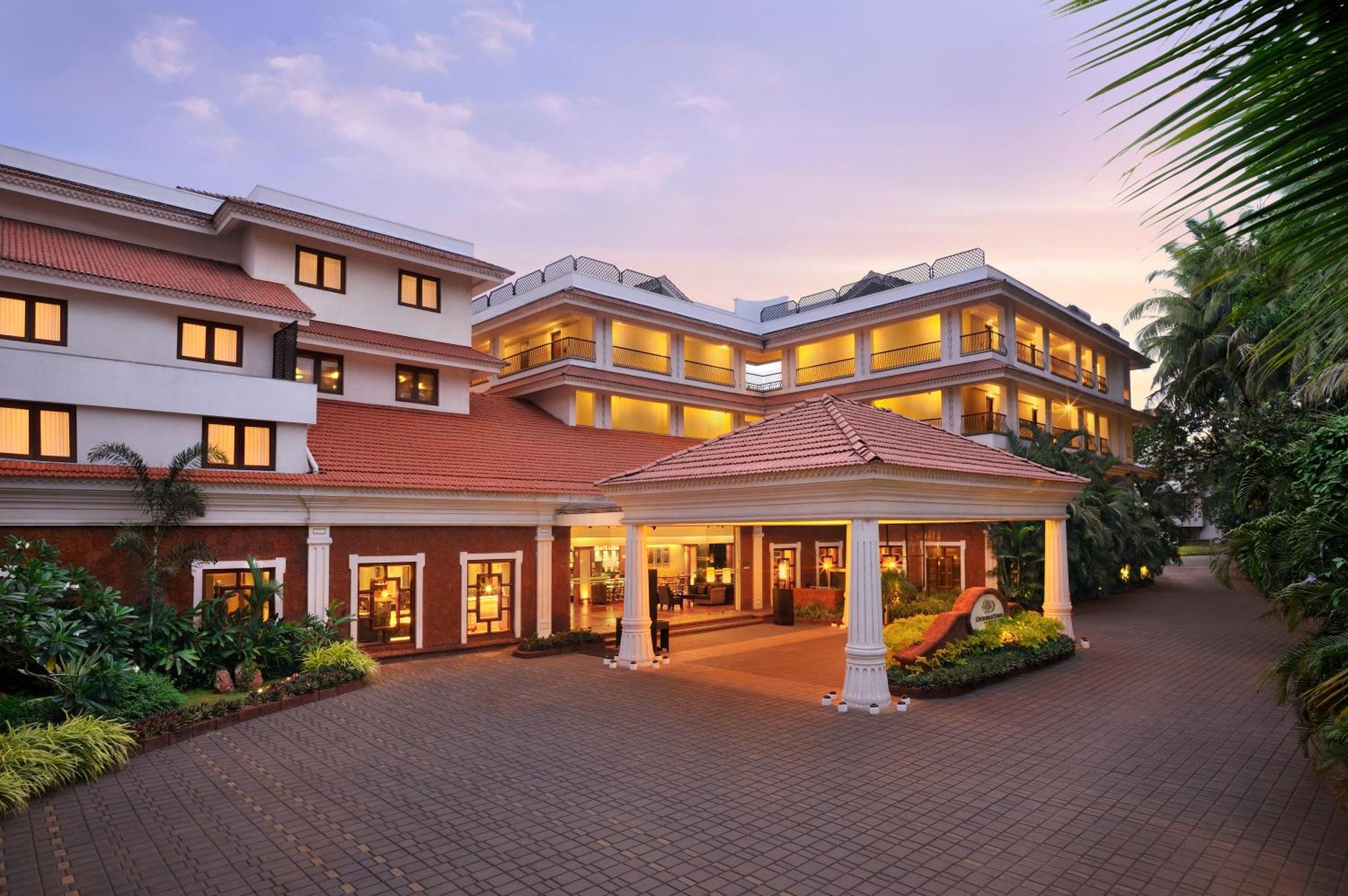 Doubletree By Hilton Hotel Goa - Arpora - Baga Exterior photo